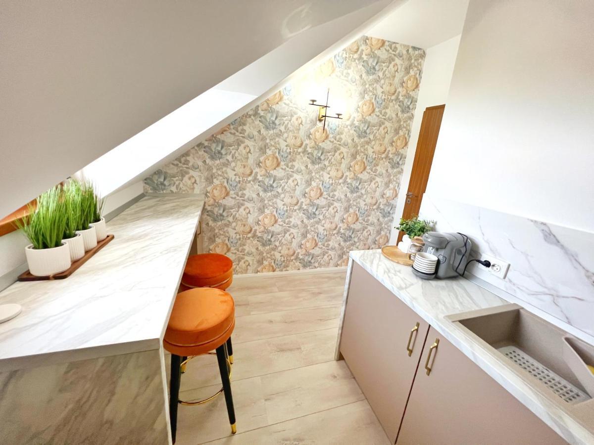 Studio Poienii - A Cozy Stay 5 Min Away From The Center Bistriţa Exterior foto